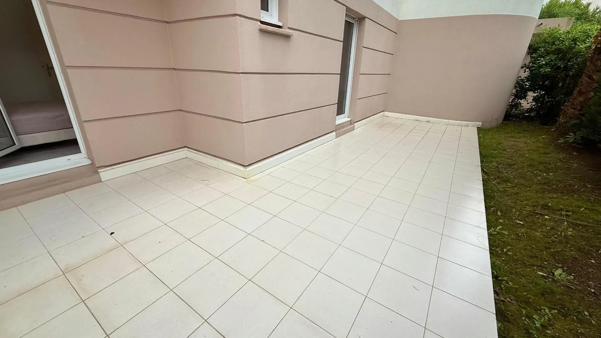 Golfe-Juan 4 People Garden & Garage Apartment 0*,  France