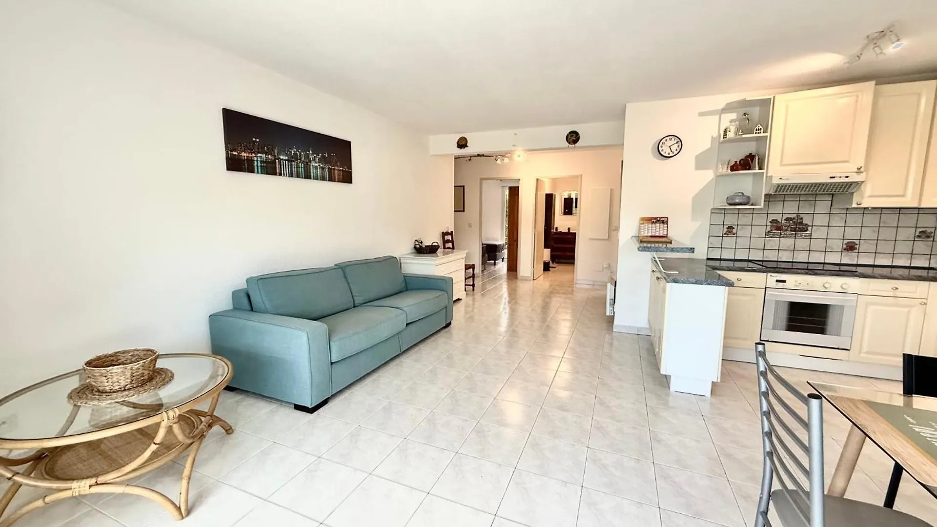 Golfe-Juan 4 People Garden & Garage Apartment 0*,  France